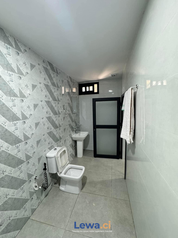 Appartement Meublé  Angré CHU