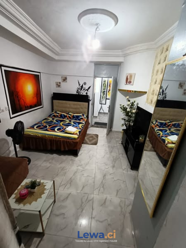 Studio Meublé - Cocody Riviera Palmeraie