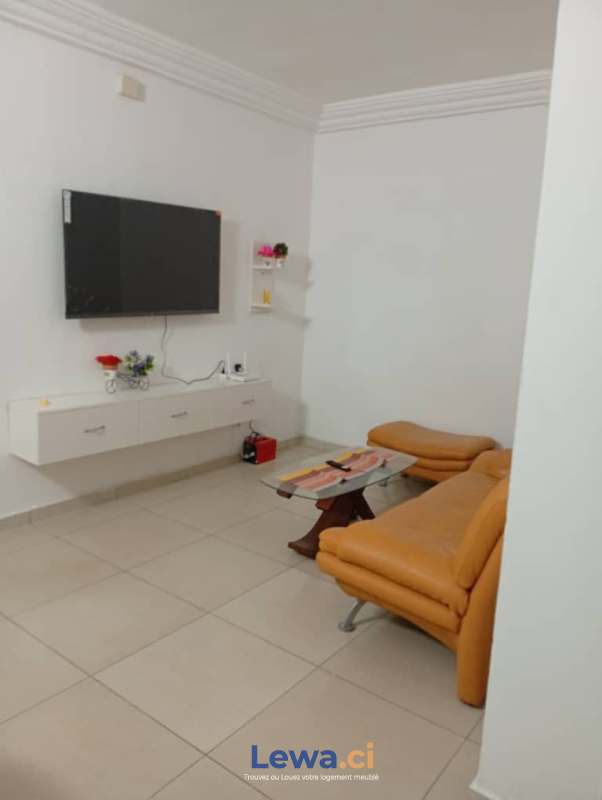 ANGRÉ MAHOU DEUX PIÈCES MEUBLÉ