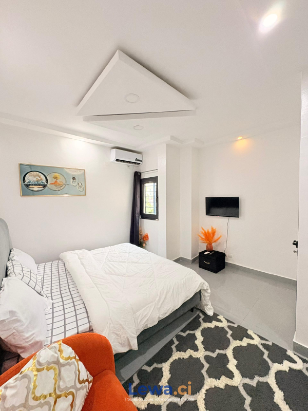 Angré nouveau Chu deux pièces résidence meublée